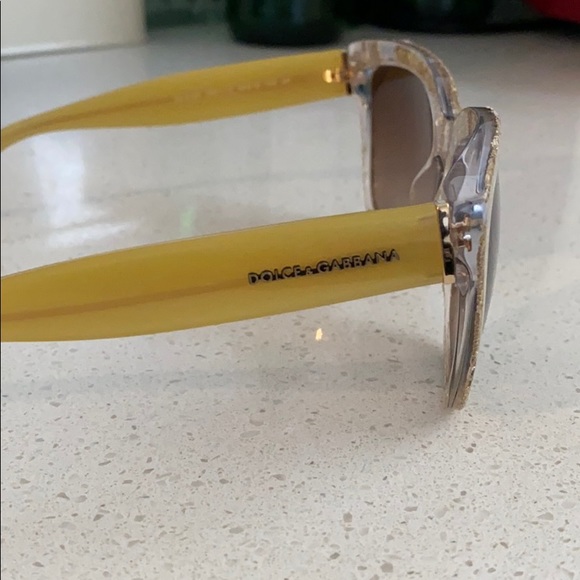 Dolce & Gabbana lace sunglasses - Picture 3 of 7